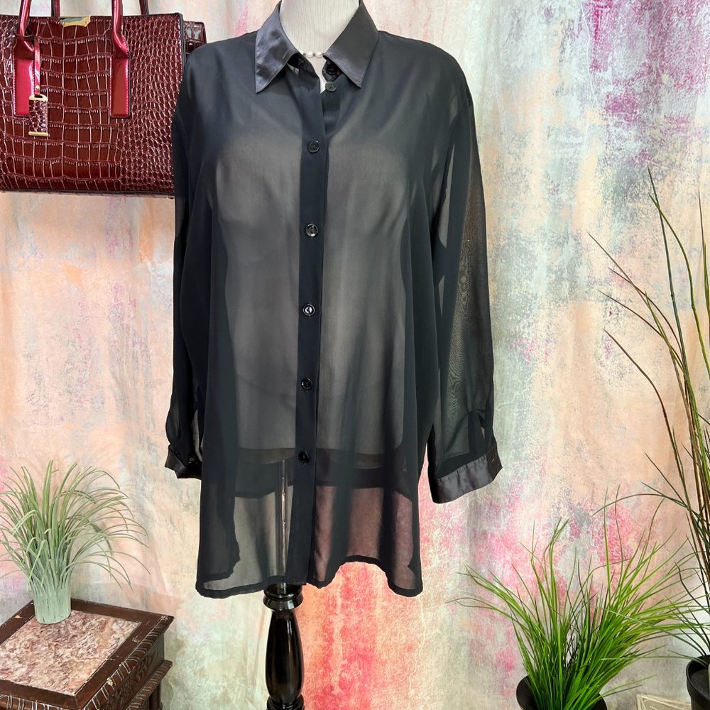 VTG๐ Chiffon Button Down Blouse with Satin Collar & Cuffs - Picture 3 of 16